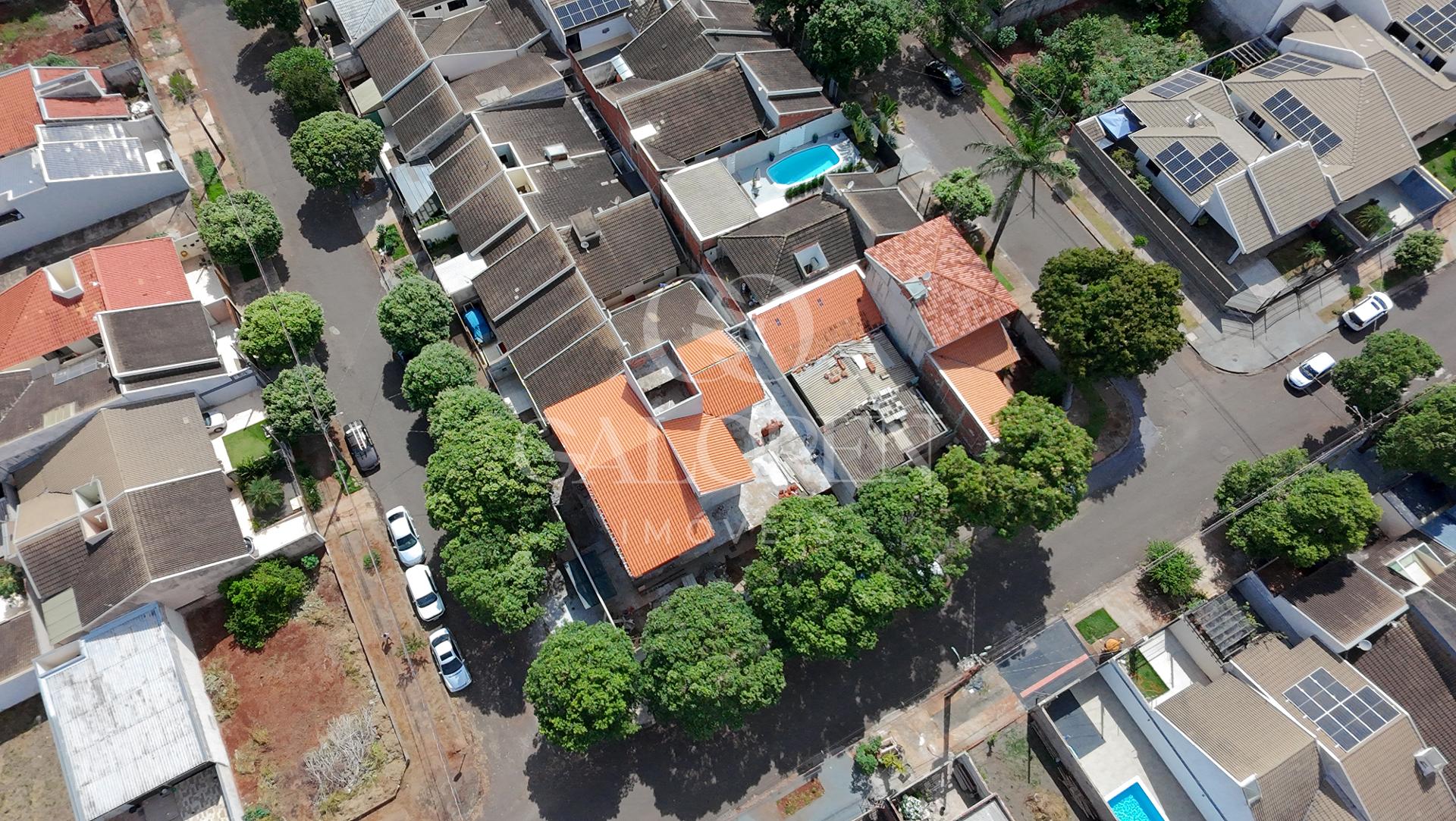 Sobrado 5 suítes 463m Piscina 3 vagas de garagem - Jd. Colina Verde, Maringá PR