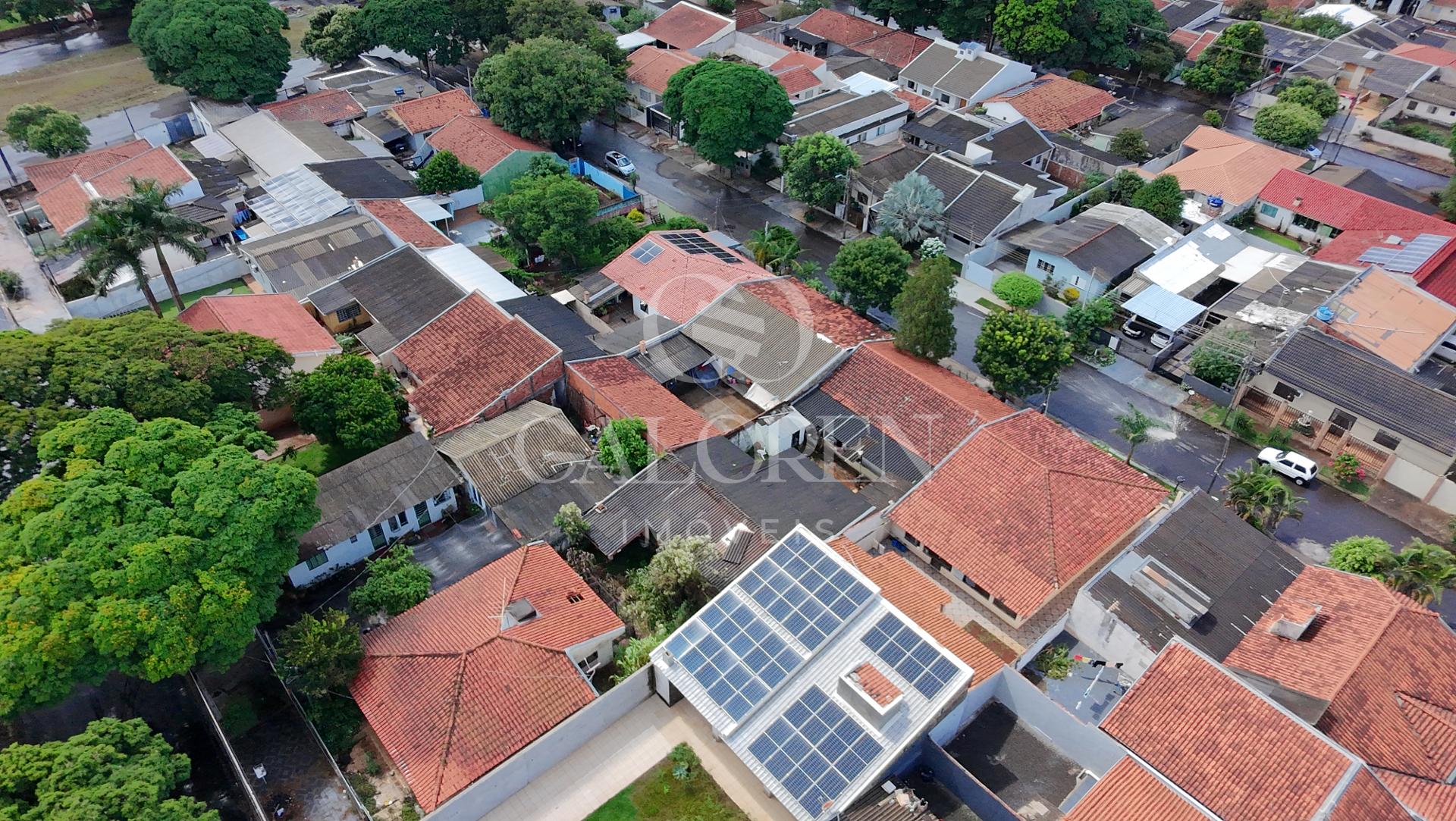 Terreno 300m com Casa de 194m à venda, Parque Hortência II, MARINGÁ - PR