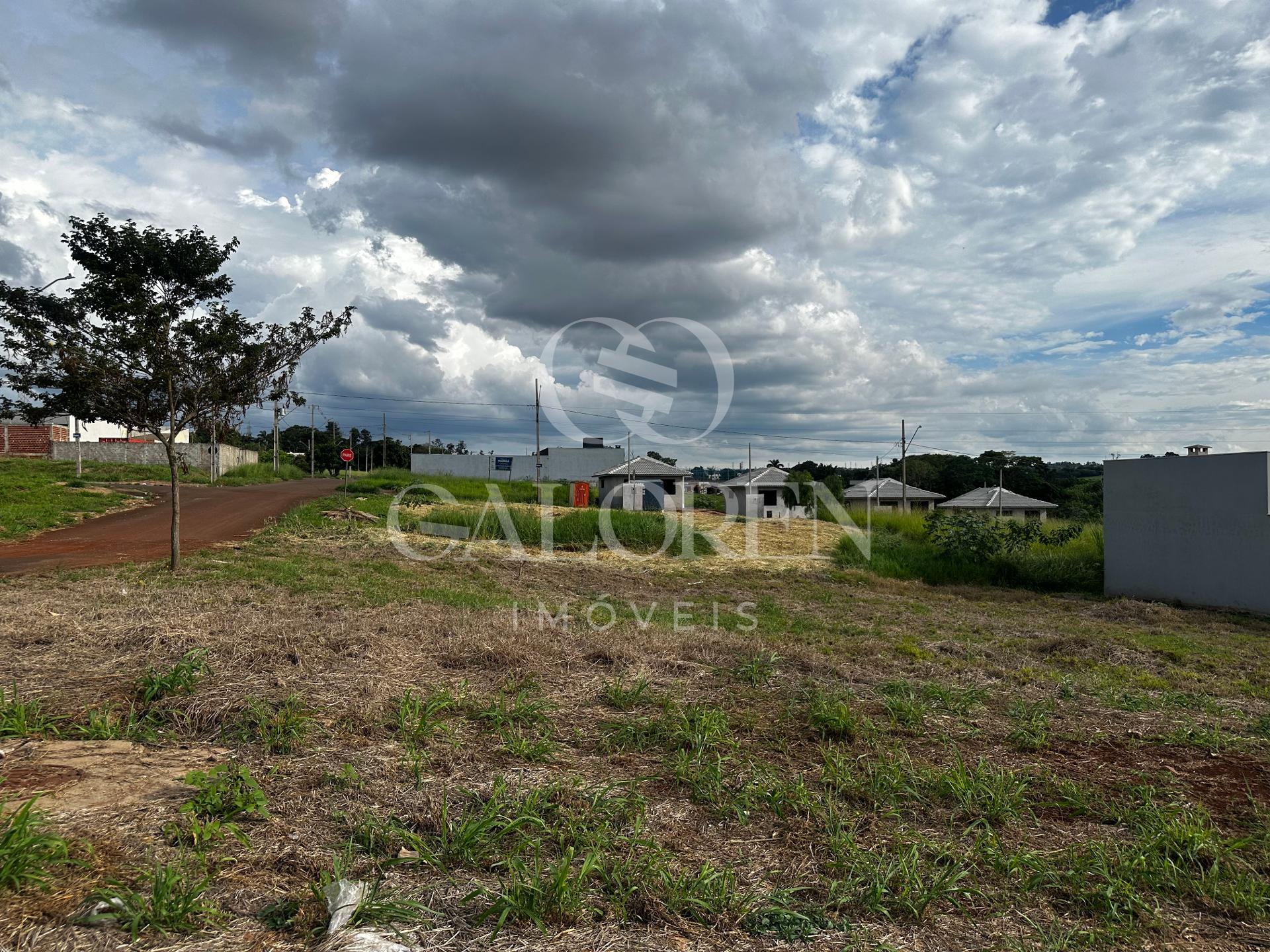 Terreno à venda no Jardim Munique em Maringá com 475m² | Excelente oportunidade
