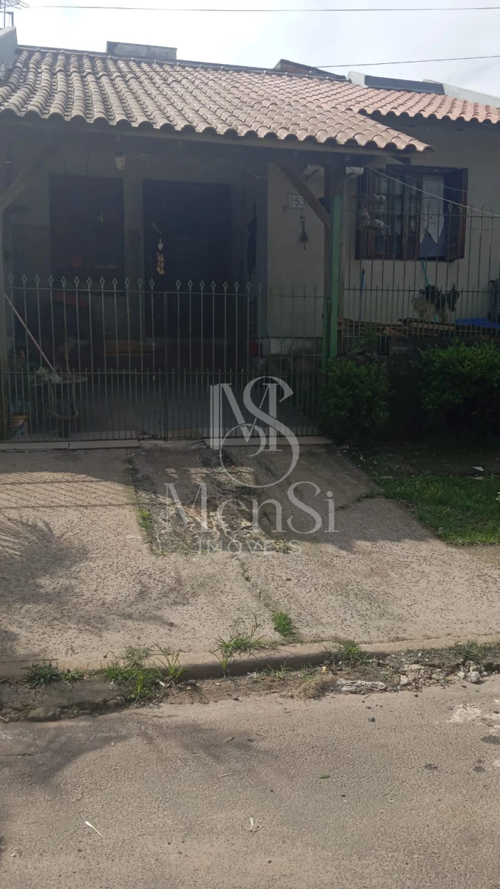 Casa 2 dormitórios Bairro Auxiliadora - Gravatai