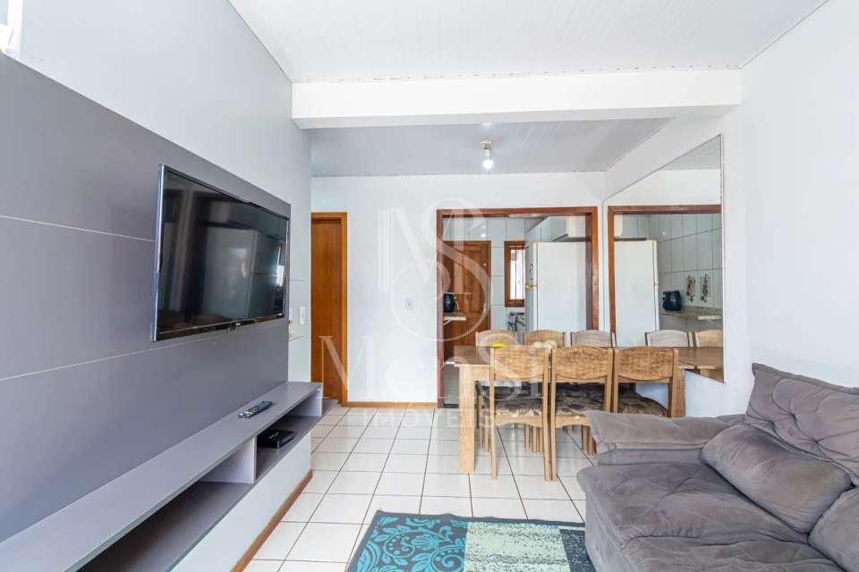 Casa 2 dormitórios - Cachoeirinha