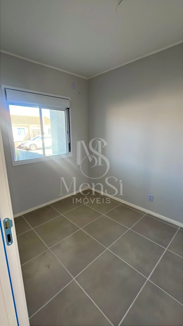 Casa 2 dormitórios - Cachoeirinha