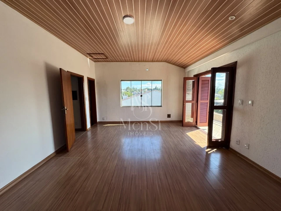 Casa 3 dormitórios sendo uma suite - Gravatai