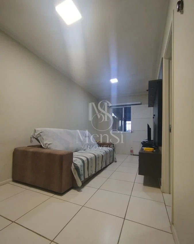 Casa com loja comercial