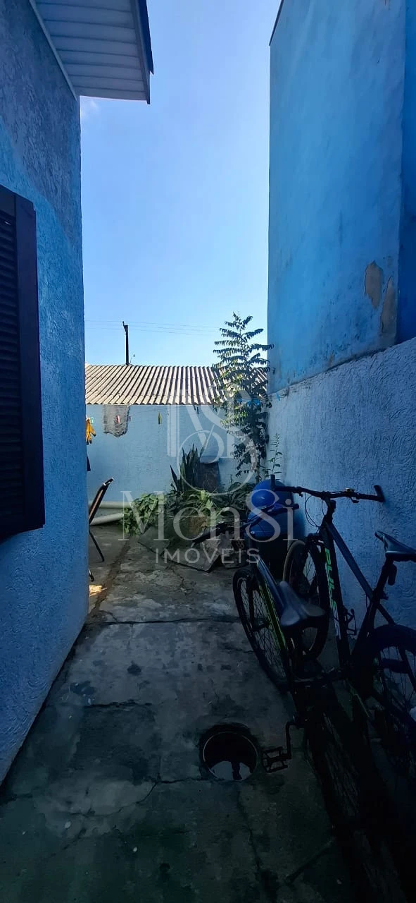 Casa 2 dormitórios - Cachoeirinha