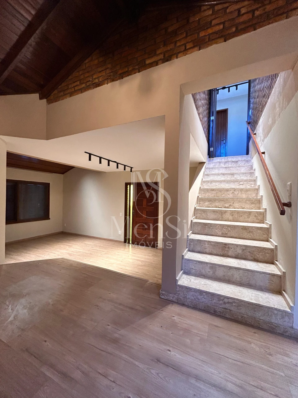 Casa 3 dormitórios - Gravatai