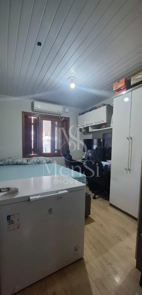 Casa 2 dormitórios - Cachoeirinha