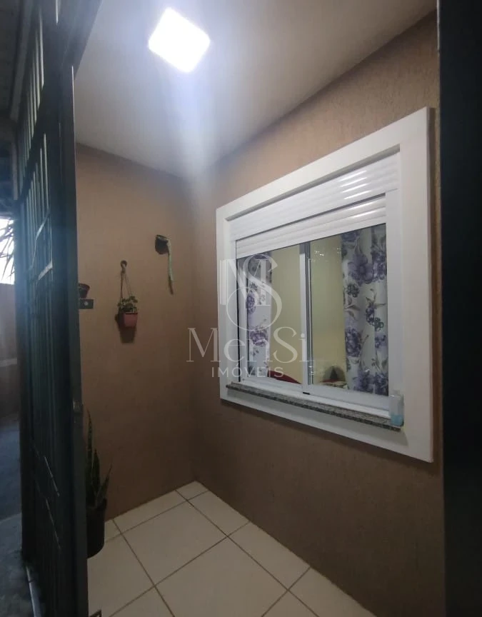 Casa com loja comercial
