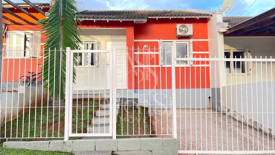 Casa 2 dormitórios Condomínio  Pioneiro - Gravataí