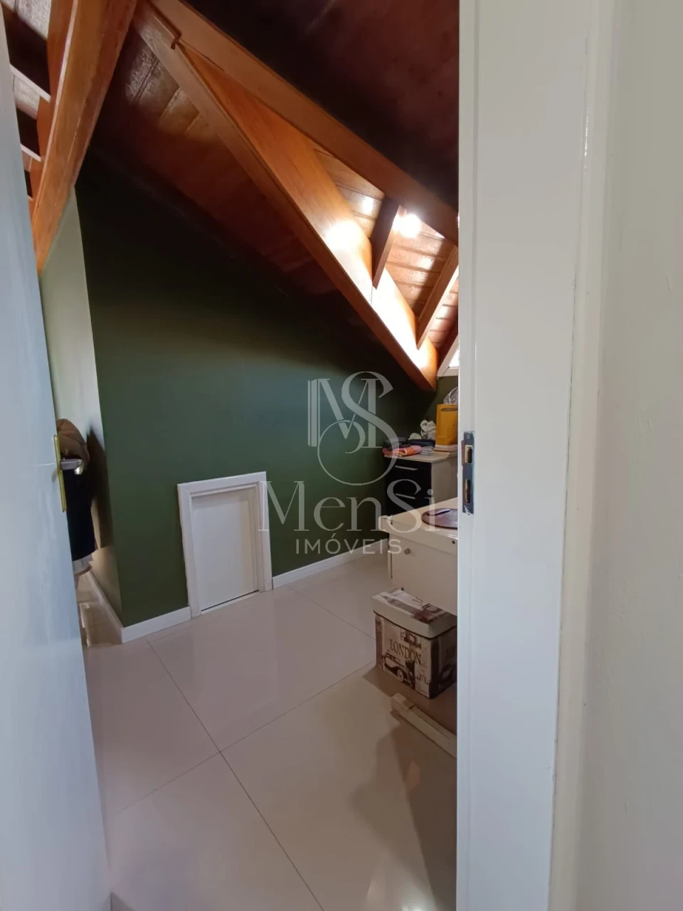 Casa 3 dormitórios - Cachoeirinha
