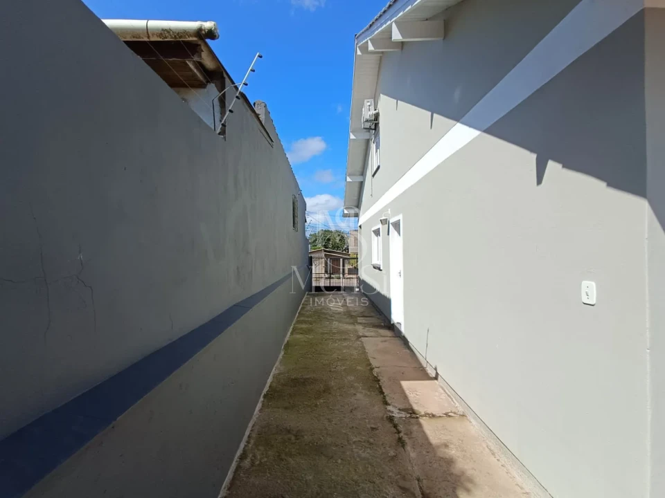 Casa 3 dormitórios - Cachoeirinha