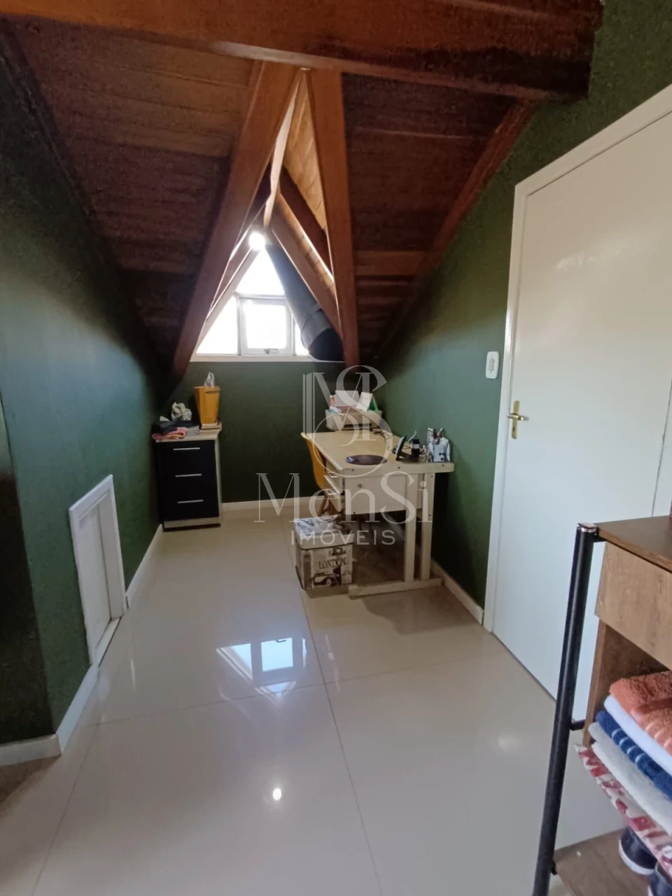 Casa 3 dormitórios - Cachoeirinha