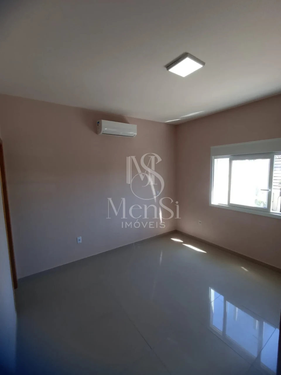 Casa 2 dormitórios - Gravataí