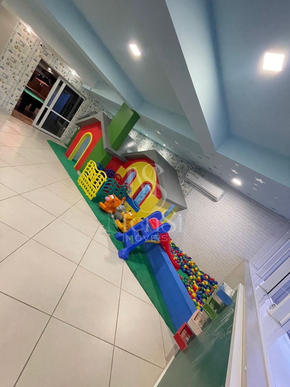 GRAN PALAZIO MOBILIADO PARA LOCAÇÃO