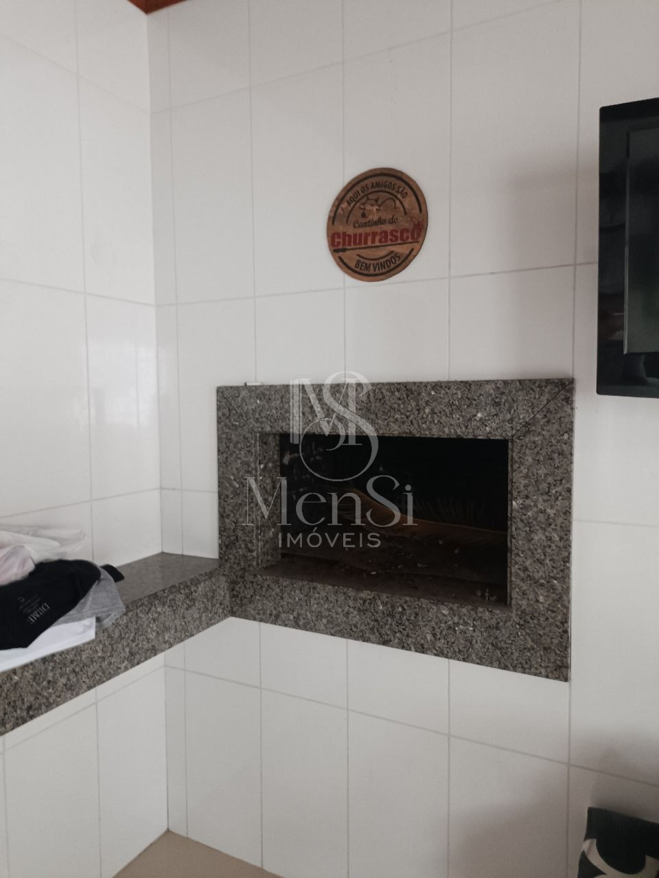 Casa a venda com 2 dormitórios