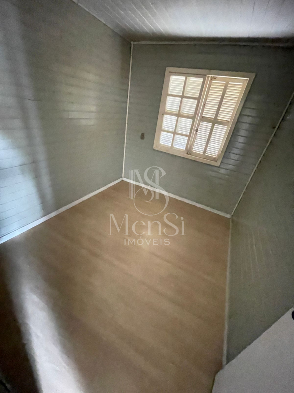 CASA MISTA PARA LOCAÇÃO SAO VICENTE