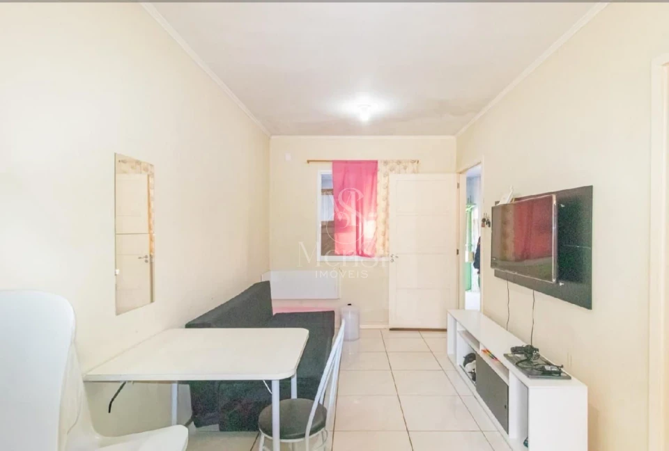 Casa 2 dormitórios - Cachoeirinha