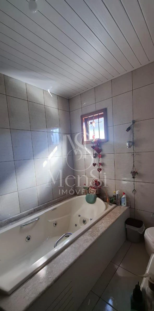 Casa 2 dormitórios - Cachoeirinha