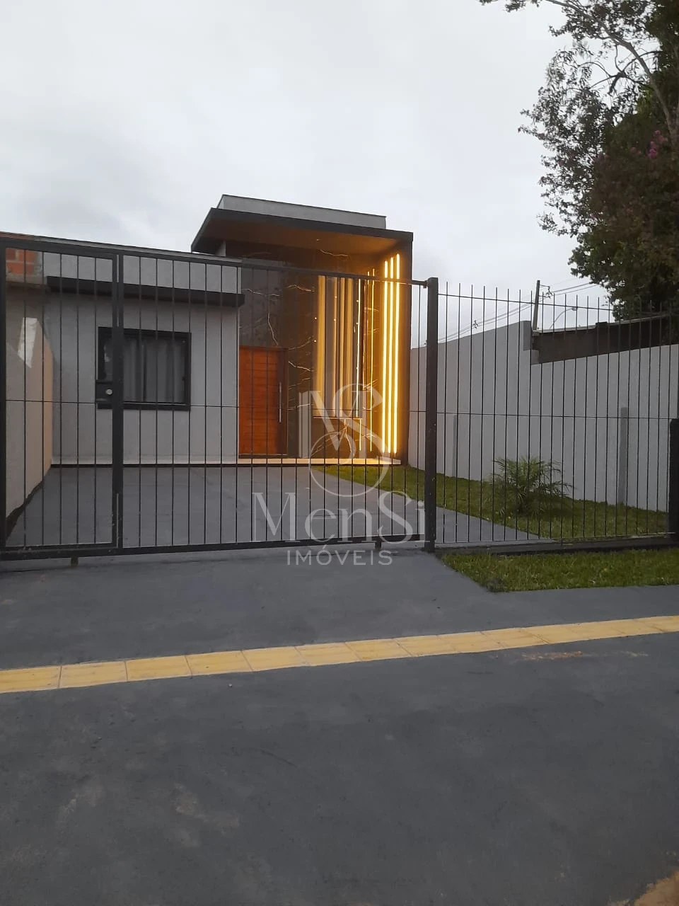 Casa 2 dormitórios - Gravatai