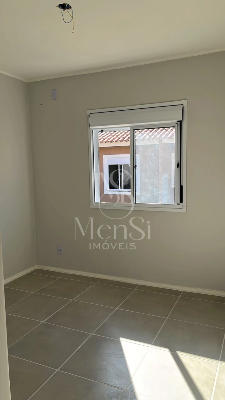 Casa 2 dormitórios - Cachoeirinha