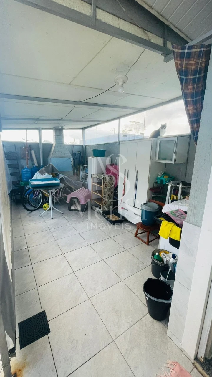 Casa 2 dormitórios - Cachoeirinha