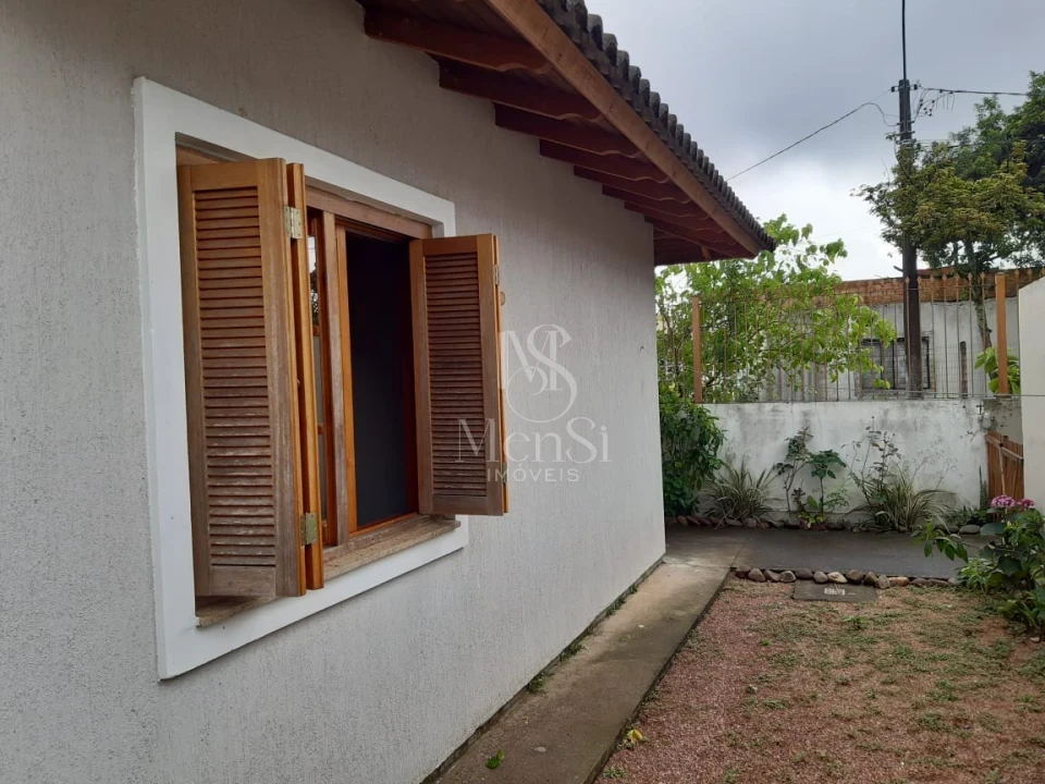 Casa 2 dormitórios - Cachoeirinha