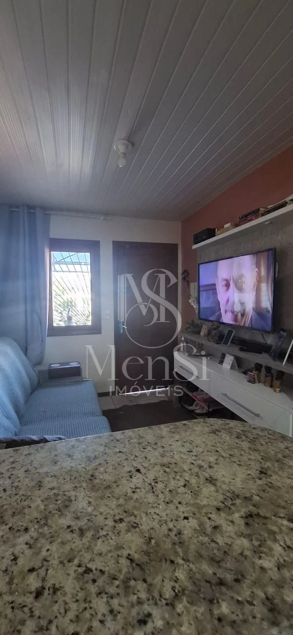 Casa 2 dormitórios - Cachoeirinha