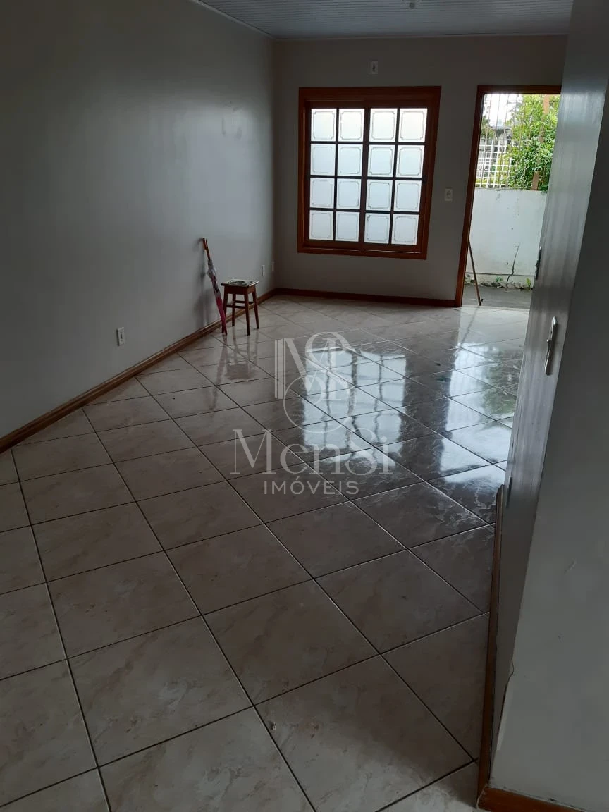 Casa 2 dormitórios - Cachoeirinha