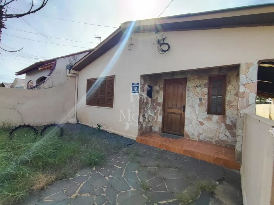 Casa 2 dormitórios - Cachoeirinha