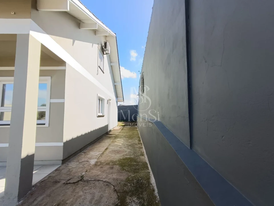 Casa 3 dormitórios - Cachoeirinha