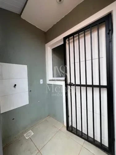 Casa 2 dormitórios - Cachoeirinha
