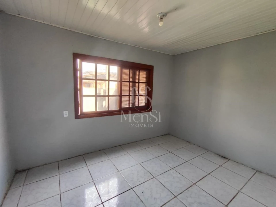 Casa 2 dormitórios - Cachoeirinha
