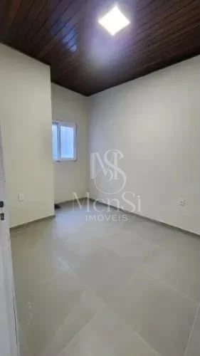 Casa 4 dormitórios - Canoas