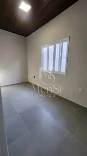 Casa 4 dormitórios - Canoas