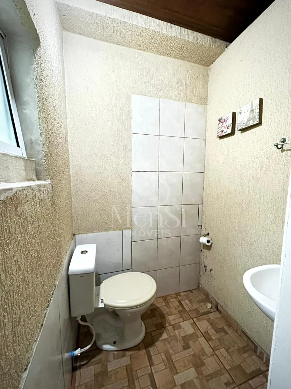 Casa 2 dormitórios - Cachoeirinha