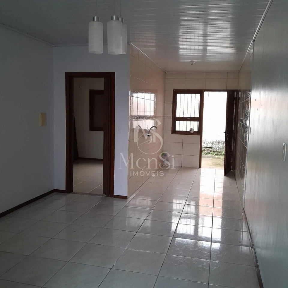 Casa 2 dormitórios - Cachoeirinha