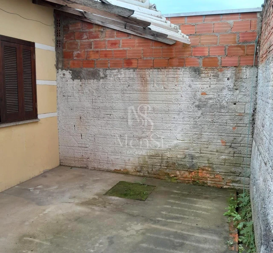 Casa 2 dormitórios - Cachoeirinha