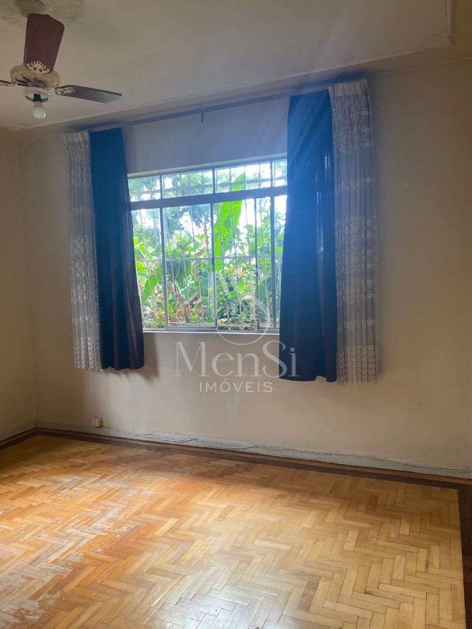 Casa 4 dormitórios - Porto Alegre