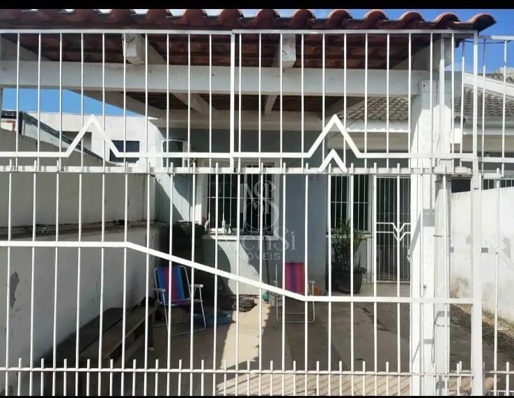 Casa 2 dormitórios - Cachoeirinha