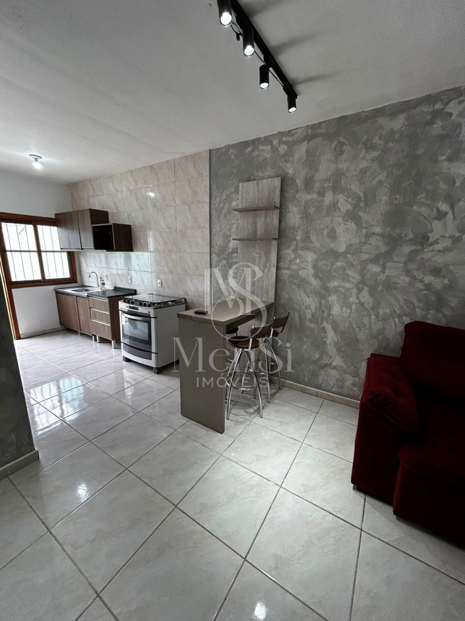CASA SEMI MOBILIADA PARA LOCAÇÃO