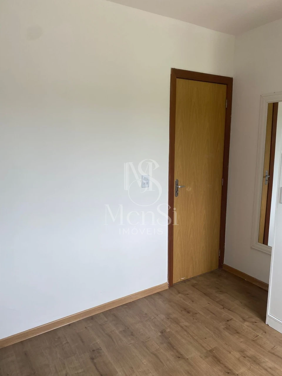 Apartamento 2 dormitórios - Cachoeirinha