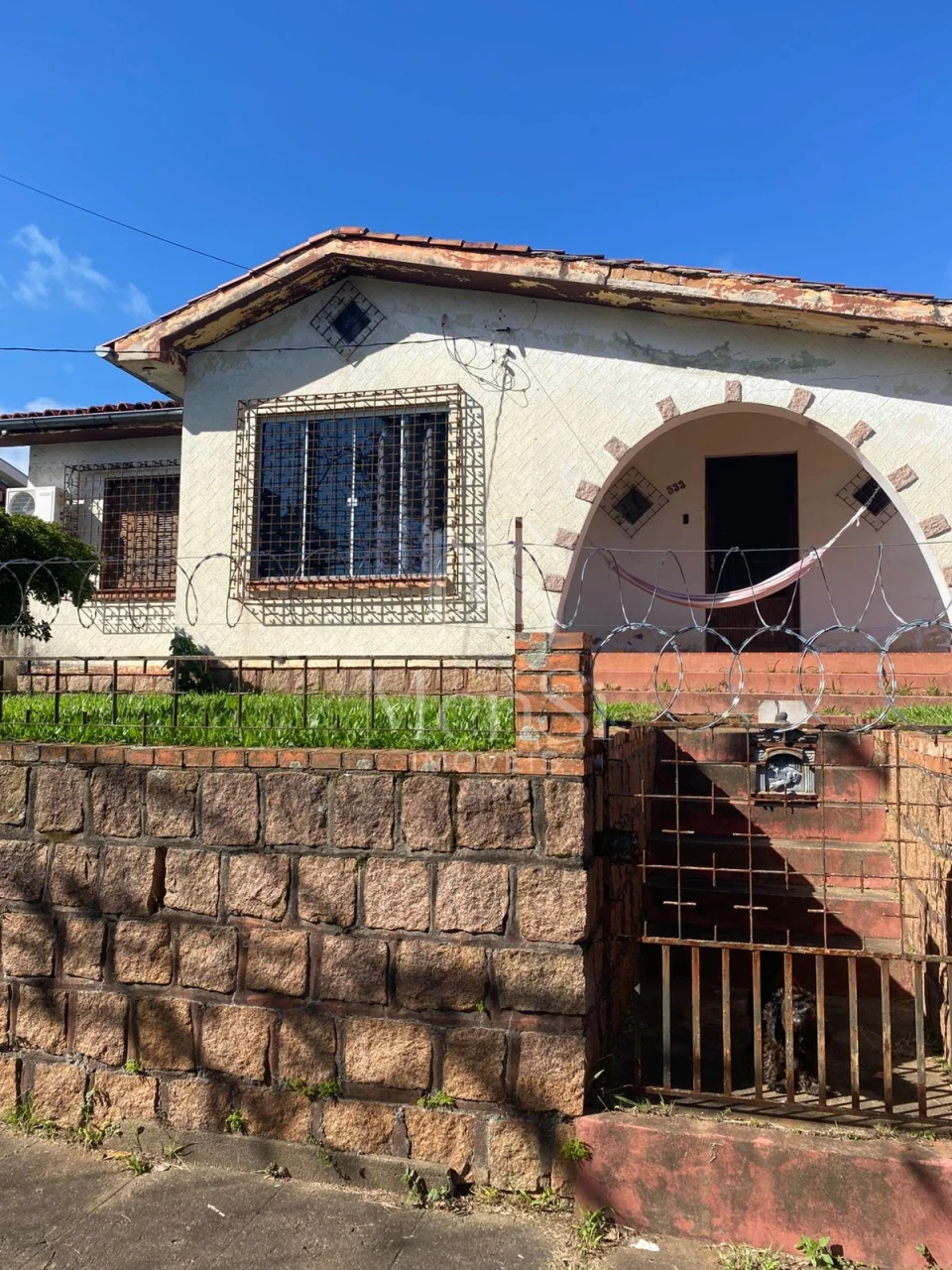 Casa 2 dormitórios - Canoas
