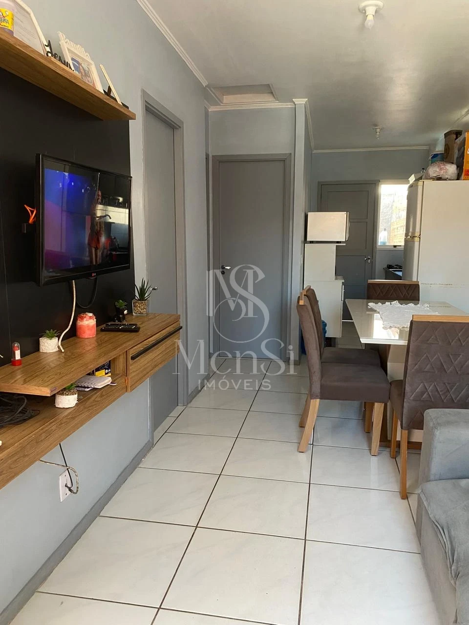 Casa 2 dormitórios - Cachoeirinha