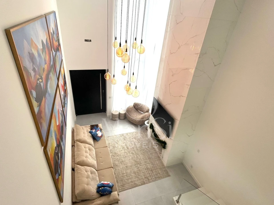 Sobrado com 3 suites no Alphaville