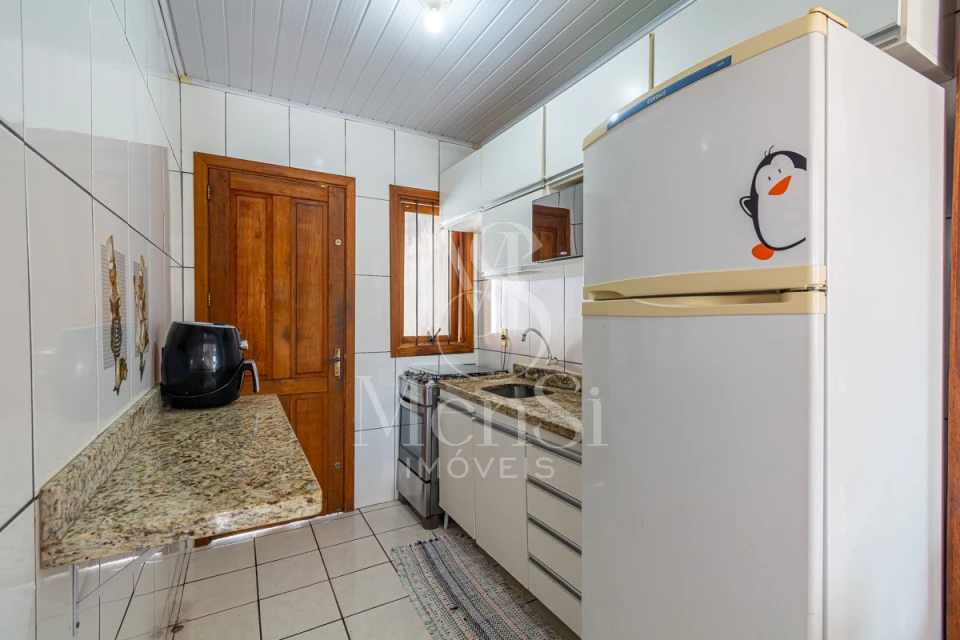 Casa 2 dormitórios - Cachoeirinha