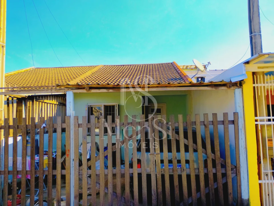 Casa 2 dormitórios - Cachoeirinha