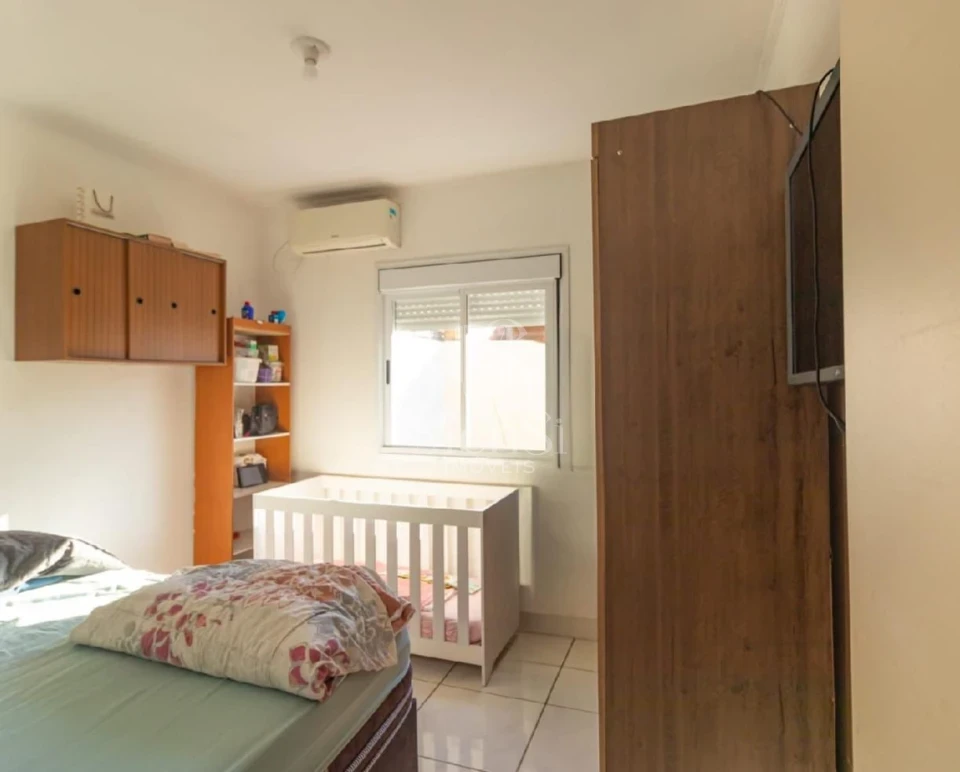 Casa 2 dormitórios - Cachoeirinha