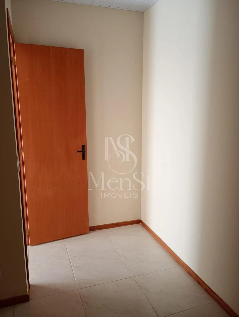 Casa 2 dormitórios - Cachoeirinha