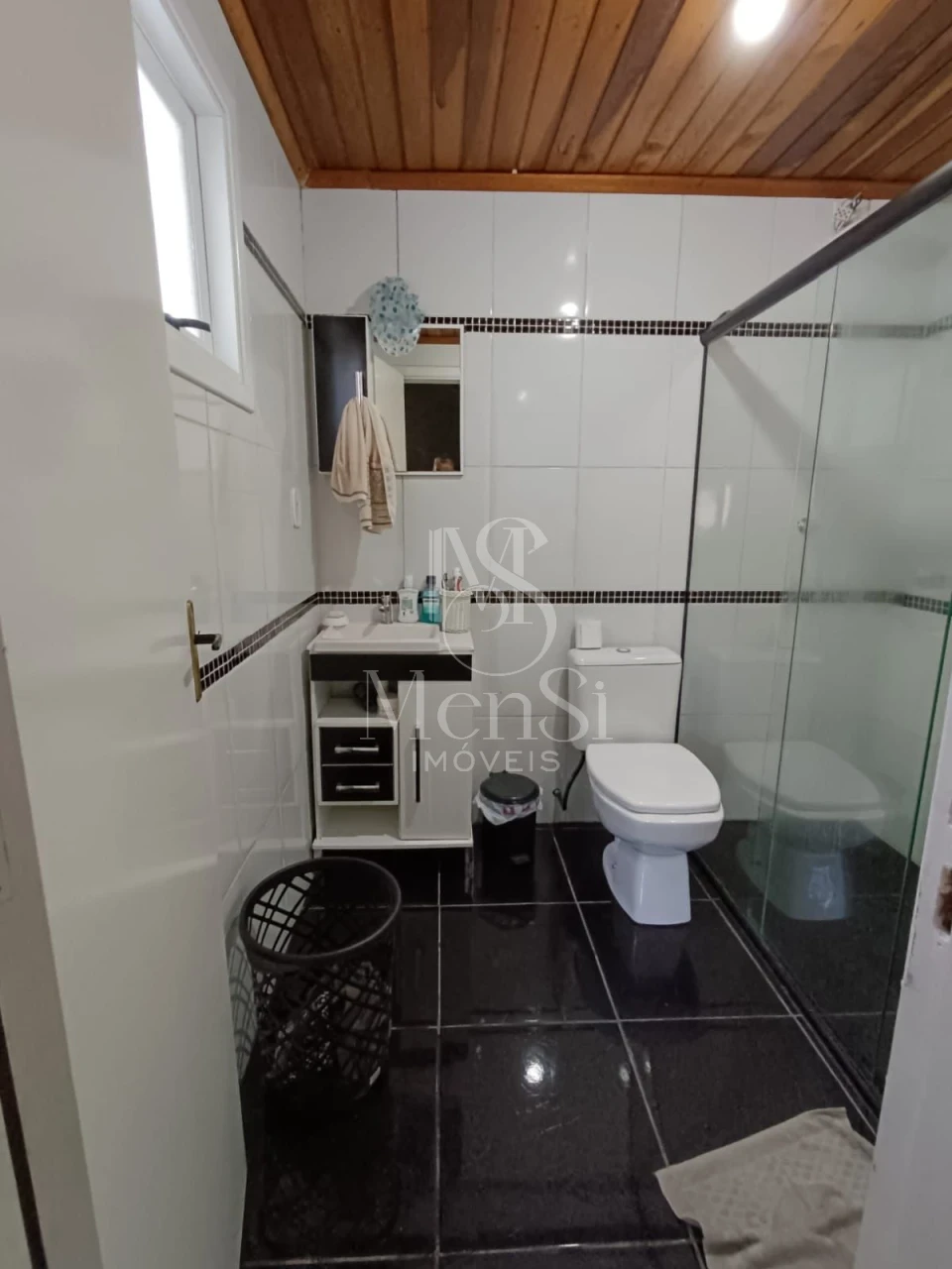 Casa 3 dormitórios - Cachoeirinha
