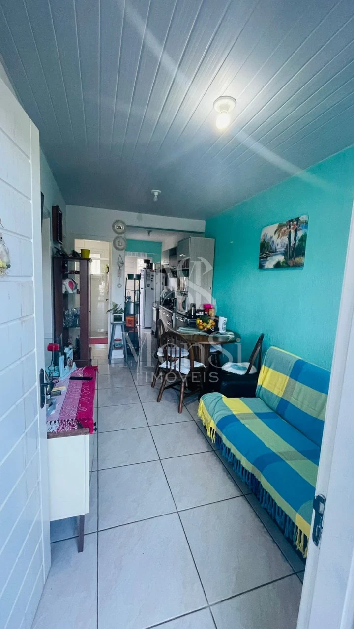 Casa 2 dormitórios - Cachoeirinha